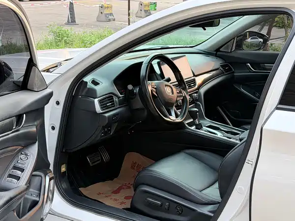 Honda Accord 2022