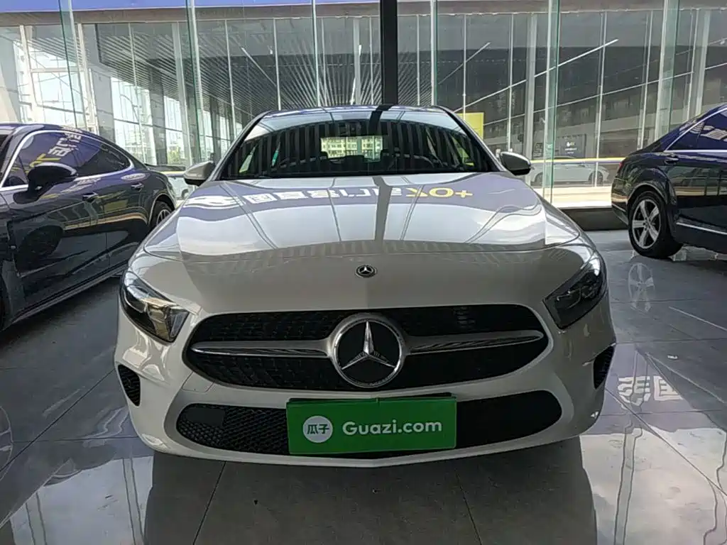 Mercedes-Benz A-Class 2020 — фото 3