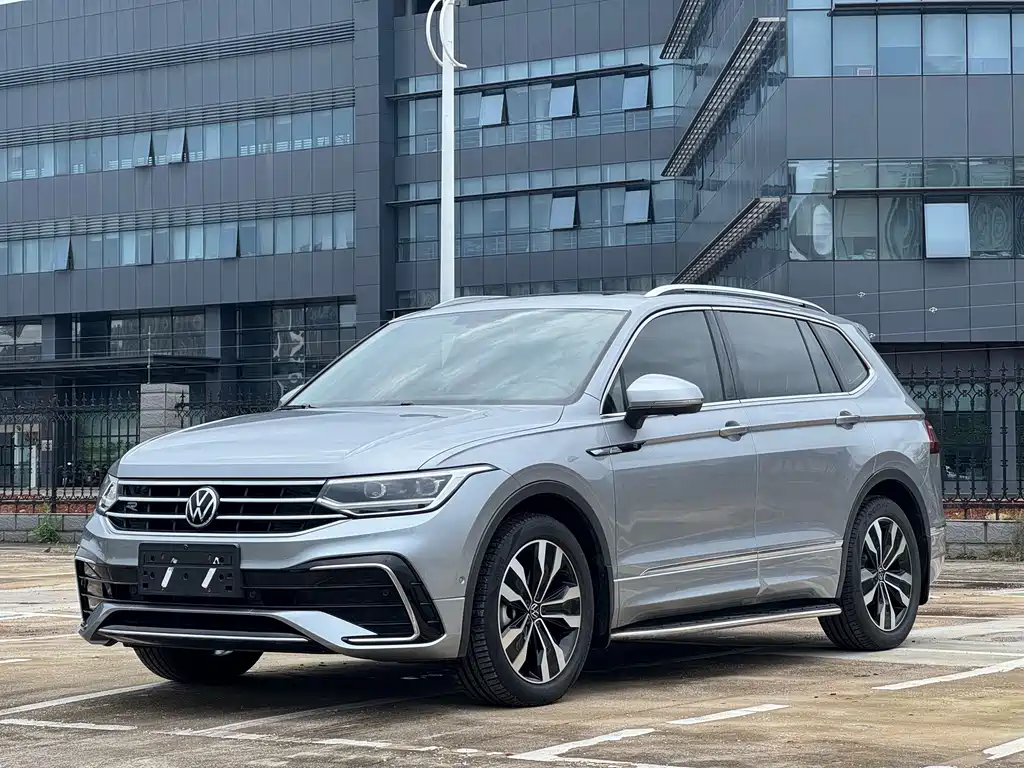 Volkswagen Tiguan L 2022