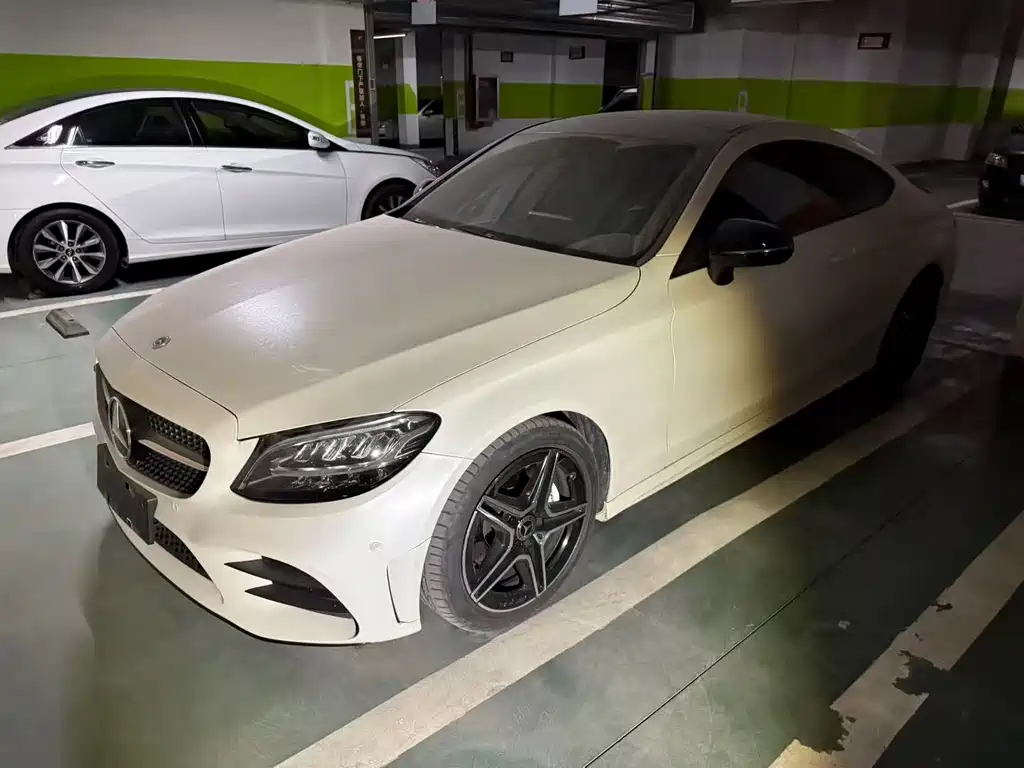 Mercedes-Benz C-Class 2022