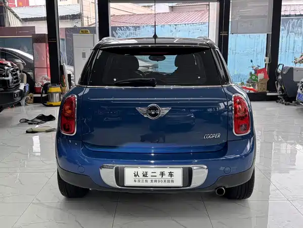 MINI Countryman 2011