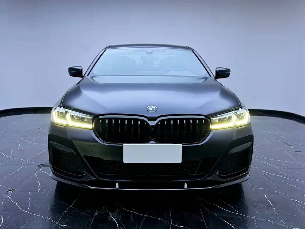 BMW 5 Series 2022