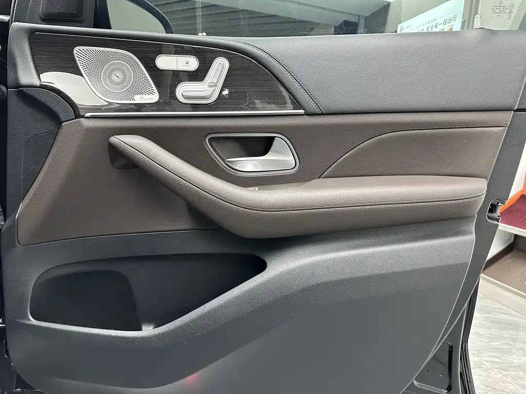 Mercedes-Benz GLS 2022 — фото 25