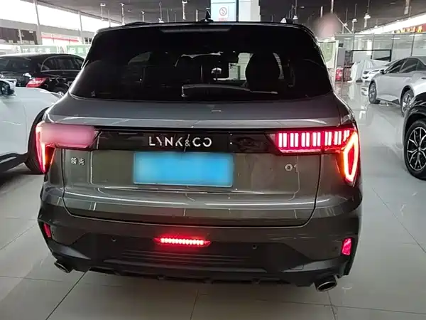 Lynk & Co 01 2021