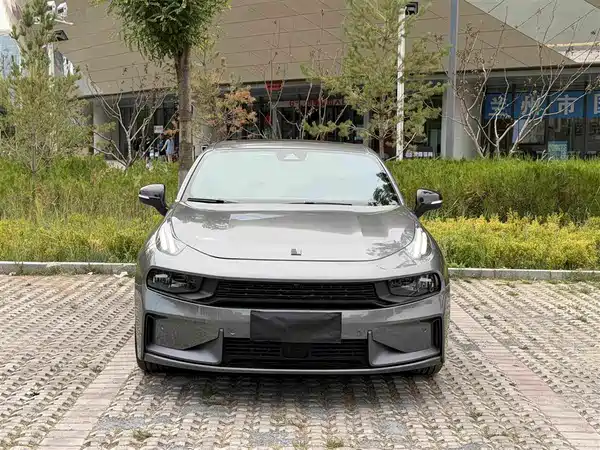 Lynk & Co 03 2022