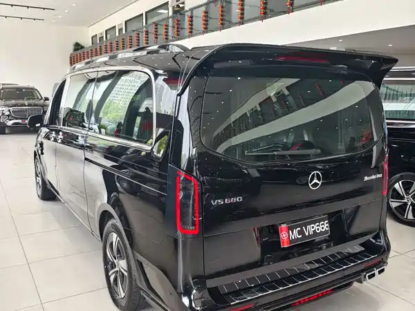 Mercedes-Benz Vito 2024