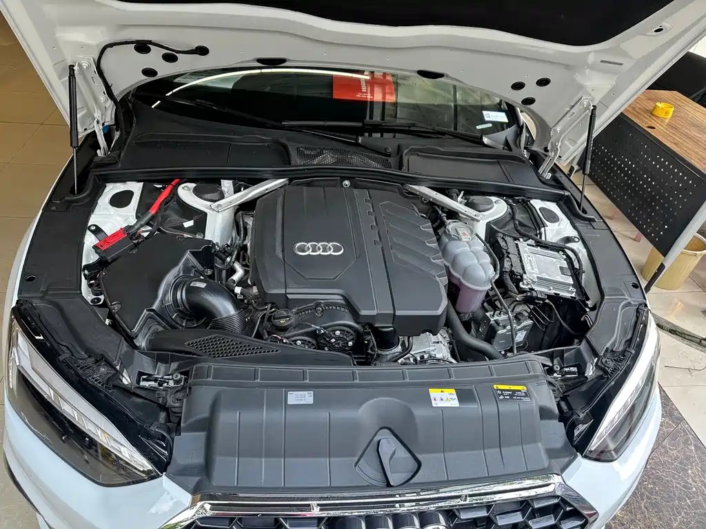 Audi A5 2025 — фото 13