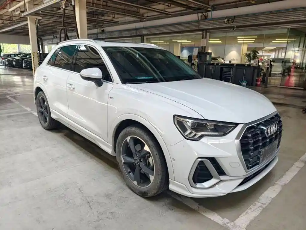 Audi Q3 2022