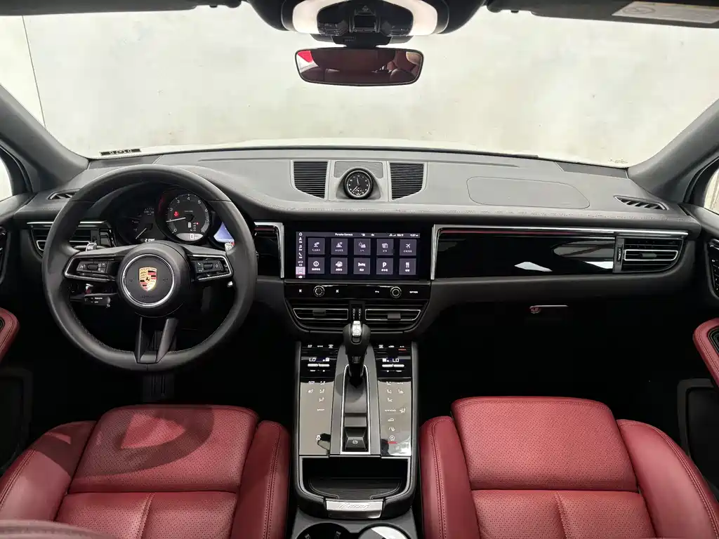 Porsche Macan 2022 — фото 14