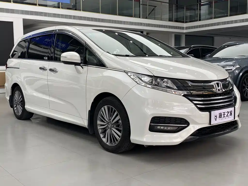 Honda Odyssey 2019 — фото 3