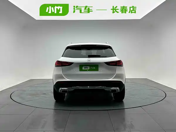 Mercedes-Benz GLA 2021