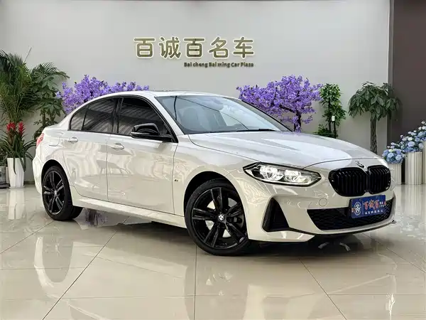 BMW 1 Series 2023