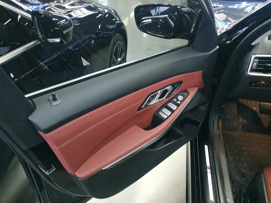 BMW 3 Series 2024