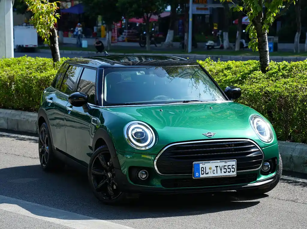MINI Clubman 2020 — фото 8