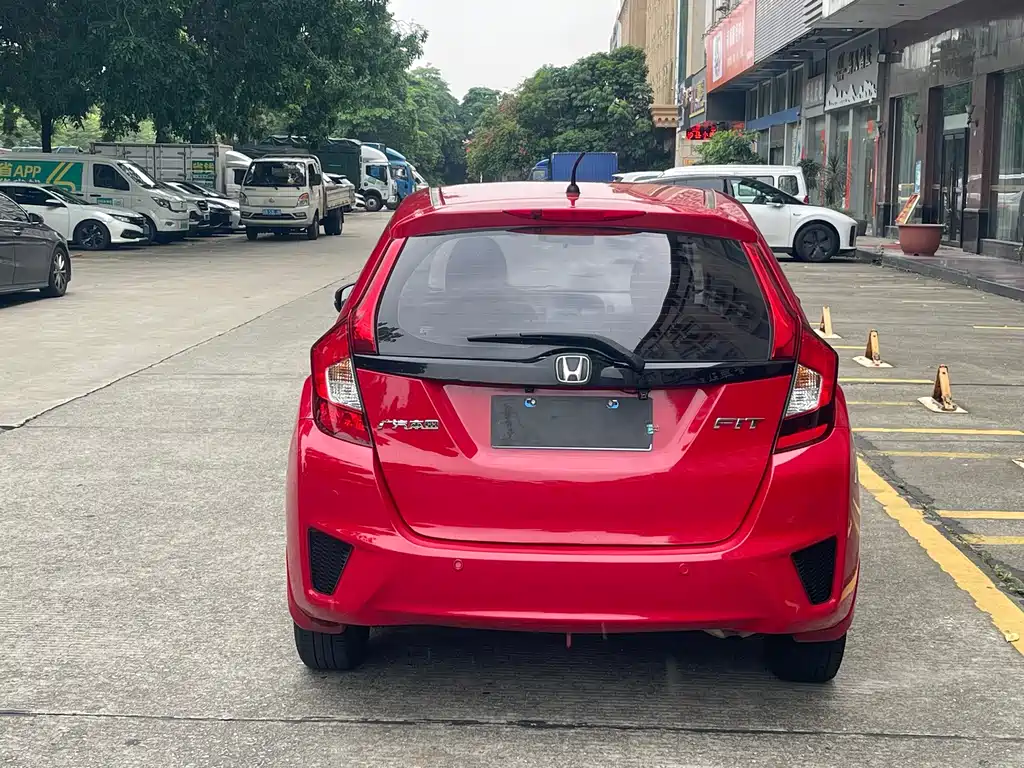 Honda Fit 2017 — фото 10