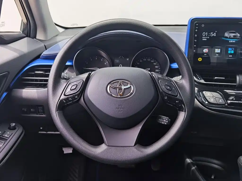 Toyota C-HR 2023 — фото 15