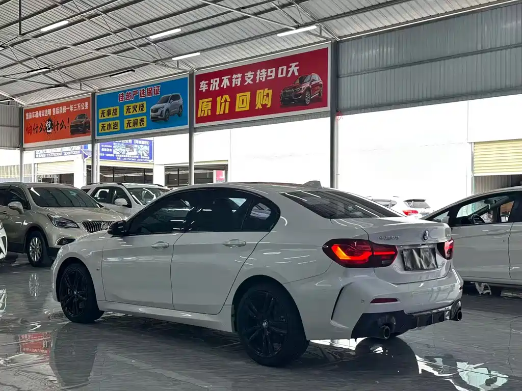 BMW 1 Series 2023