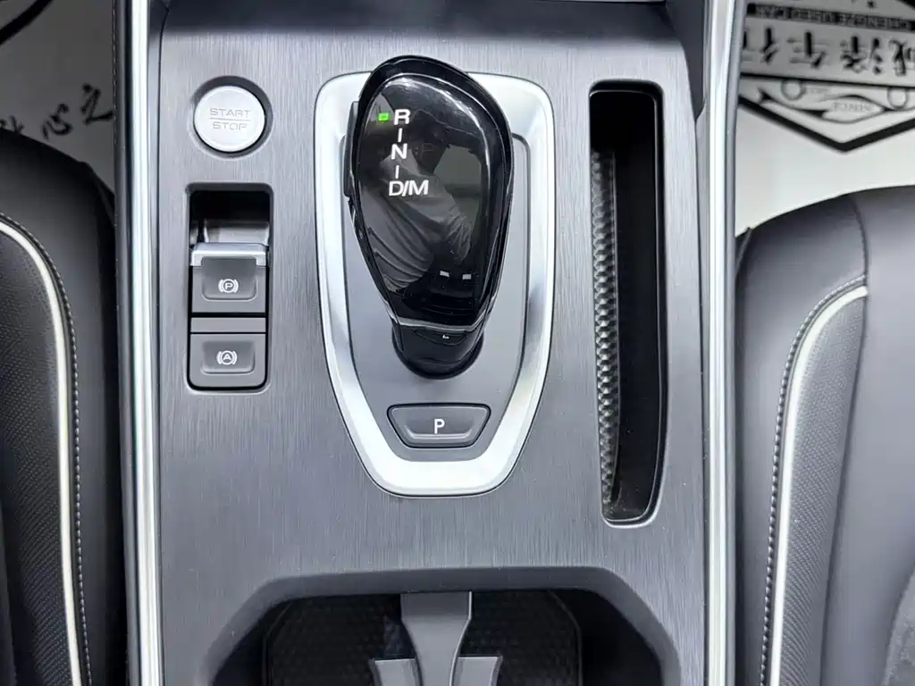 Haval H6 2023 — фото 16