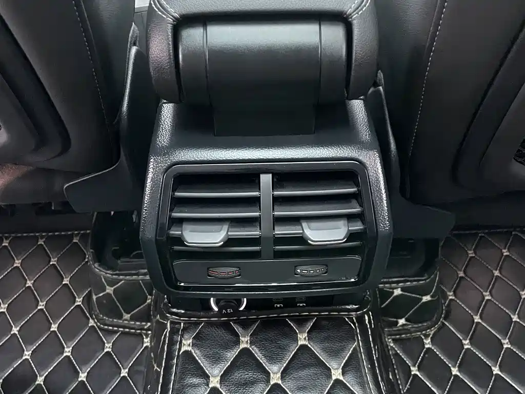 Audi Q3 2022 — фото 18