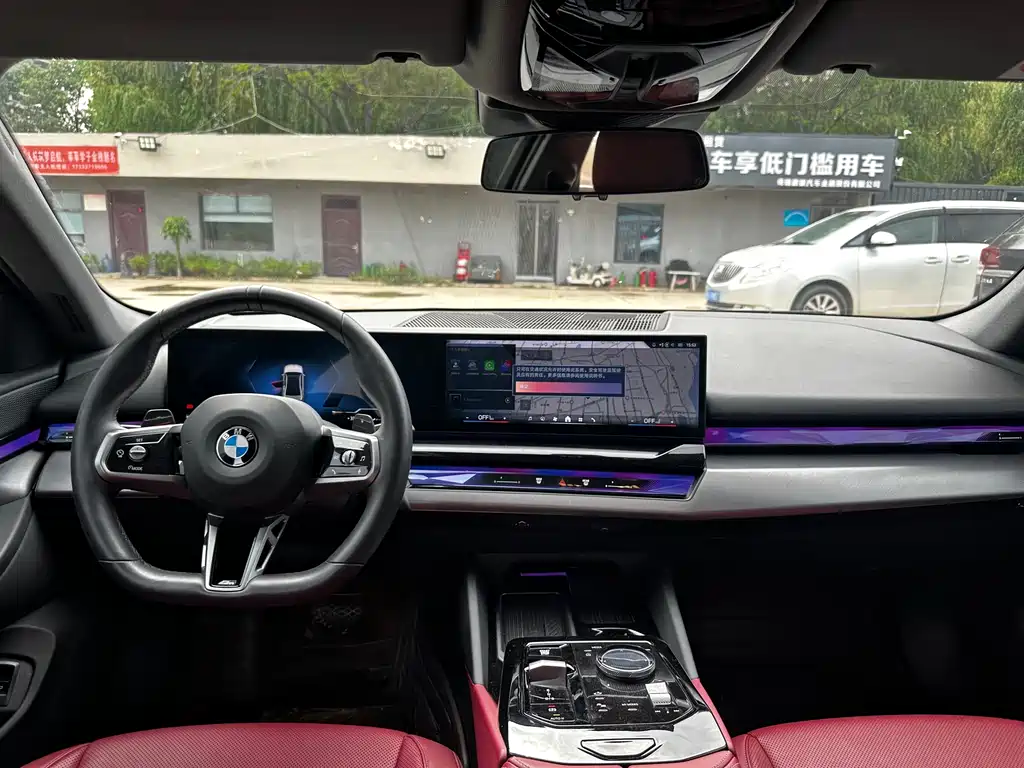 BMW 5 Series 2025