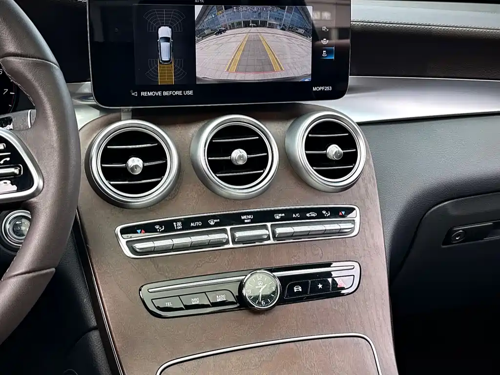 Mercedes-Benz GLC 2022 — фото 14
