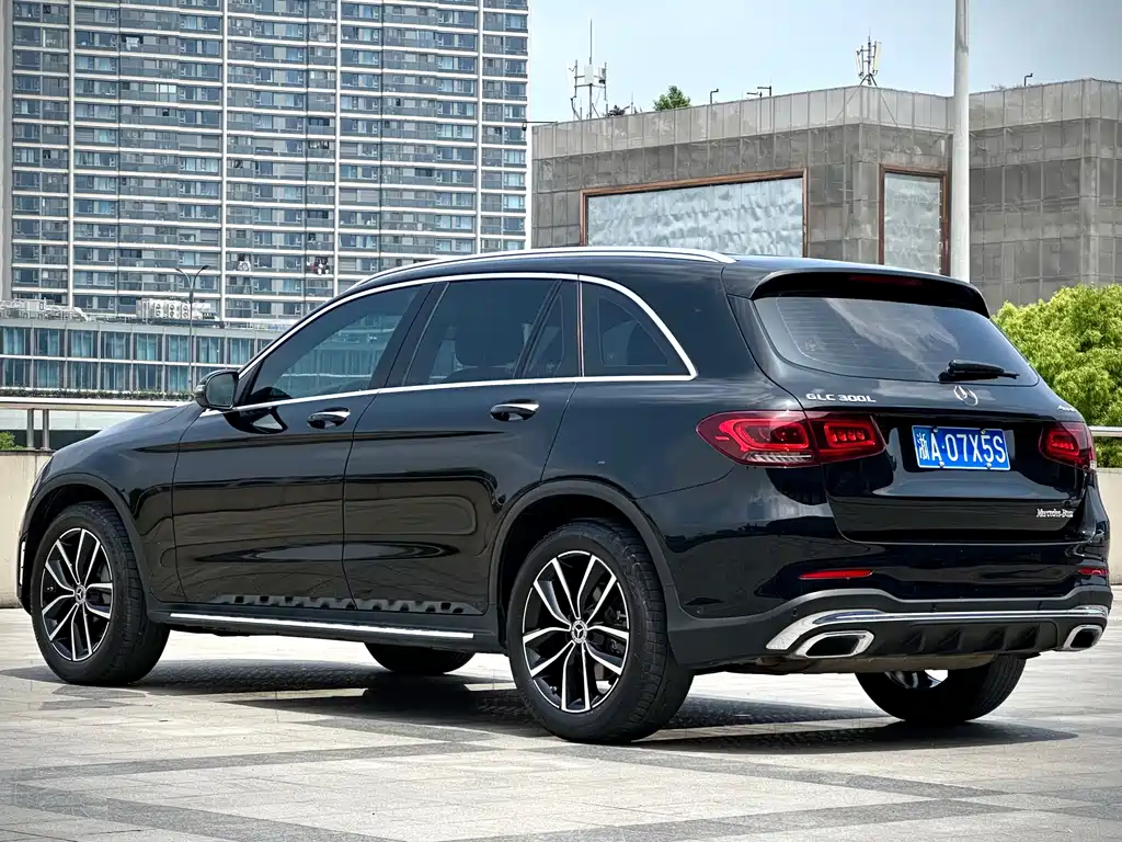 Mercedes-Benz GLC 2022 — фото 8
