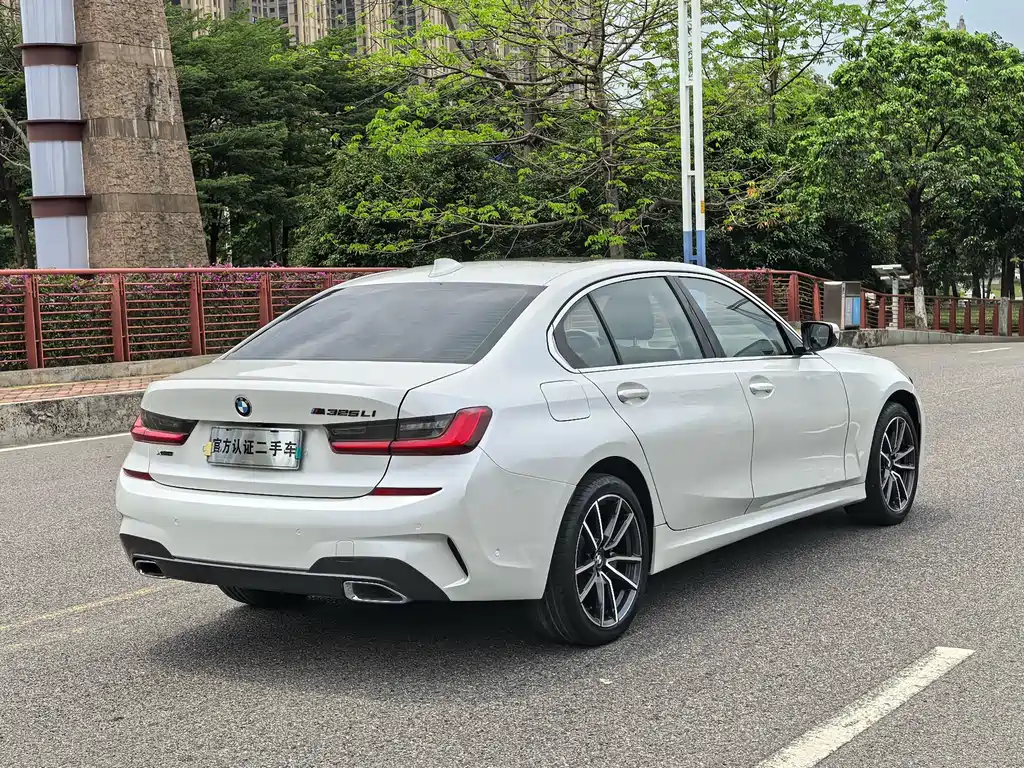 BMW 3 Series 2020 — фото 10