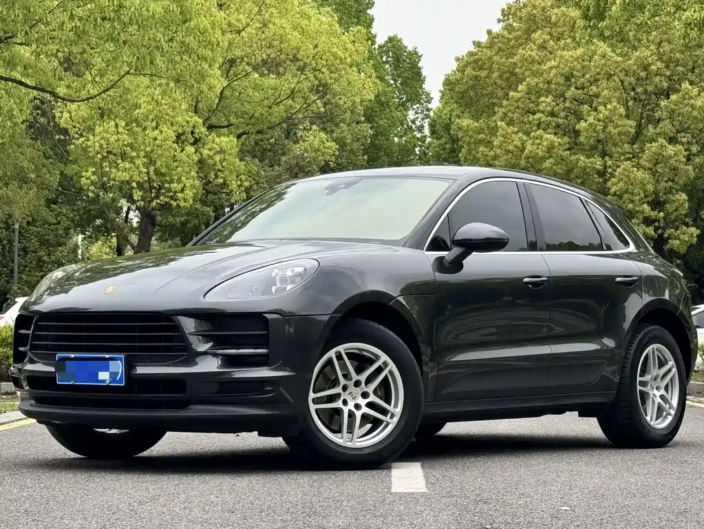 Porsche Macan 2020 — фото 1