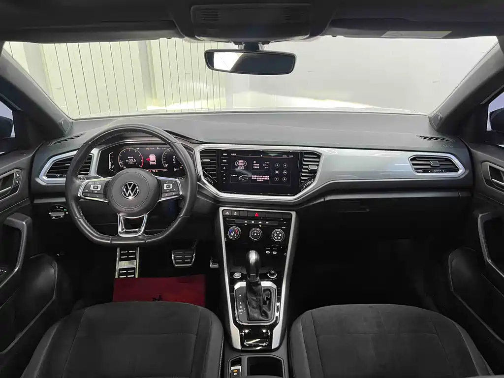 Volkswagen T-Roc 2022 — фото 16