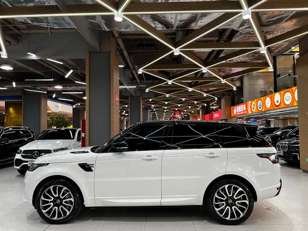 Land Rover Sport 2020 — фото 3