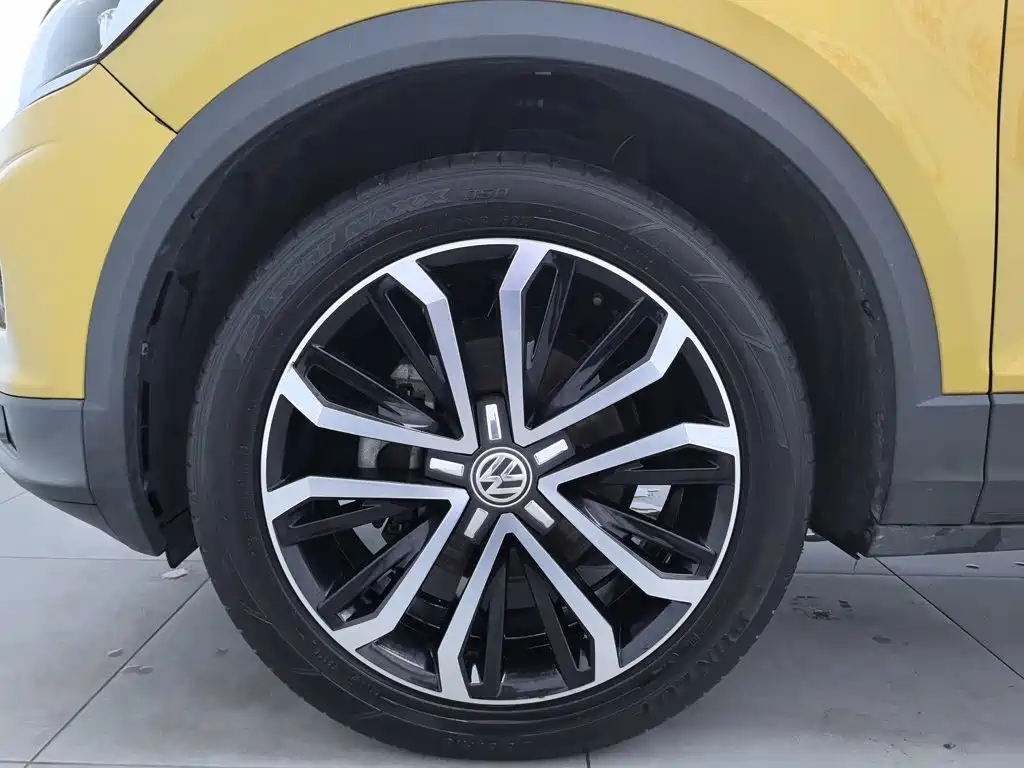 Volkswagen T-Roc 2019 — фото 17