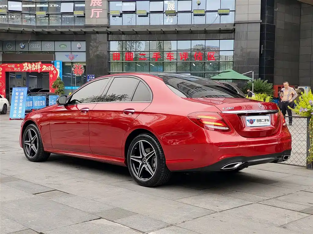Mercedes-Benz E-Class 2019 — фото 4