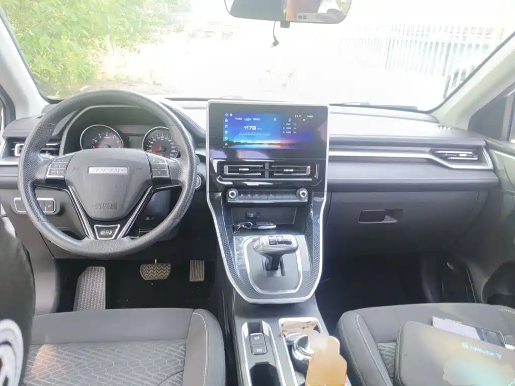 Haval M6 2023 — фото 13