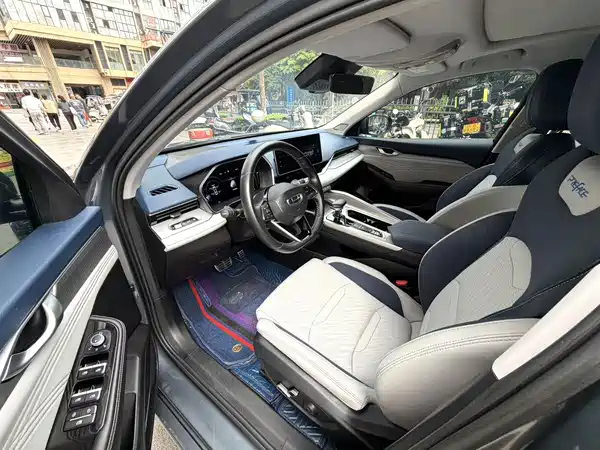 Geely Xingrui 2022