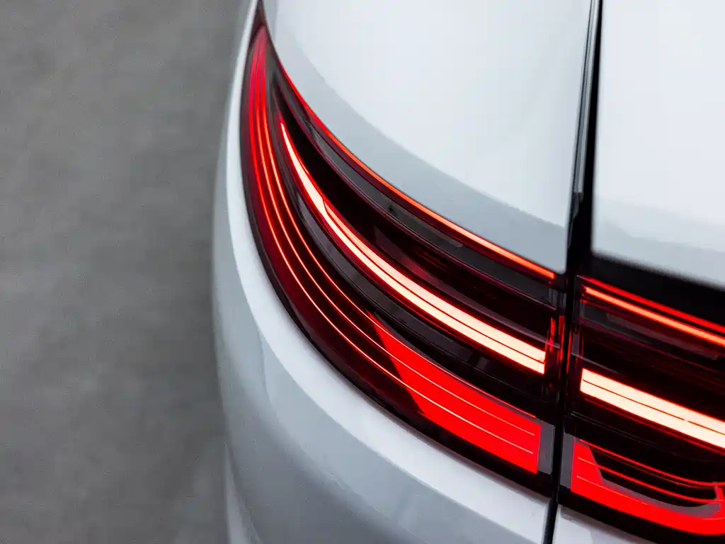 Porsche Panamera 2019 — фото 8