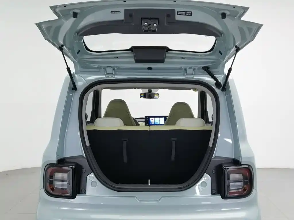 Geely Galaxy Panda 2025 — фото 16