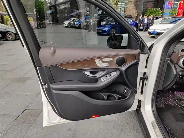 Mercedes-Benz GLC 2022