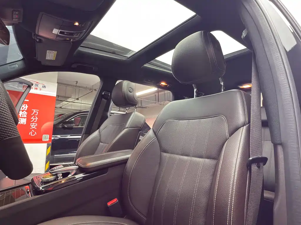 Mercedes-Benz GLS 2018 — фото 12