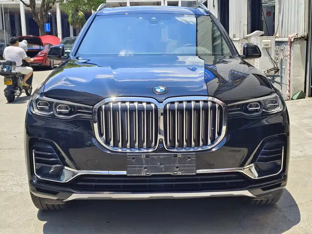 BMW X7 2020 — фото 2