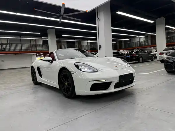 Porsche 718 2017