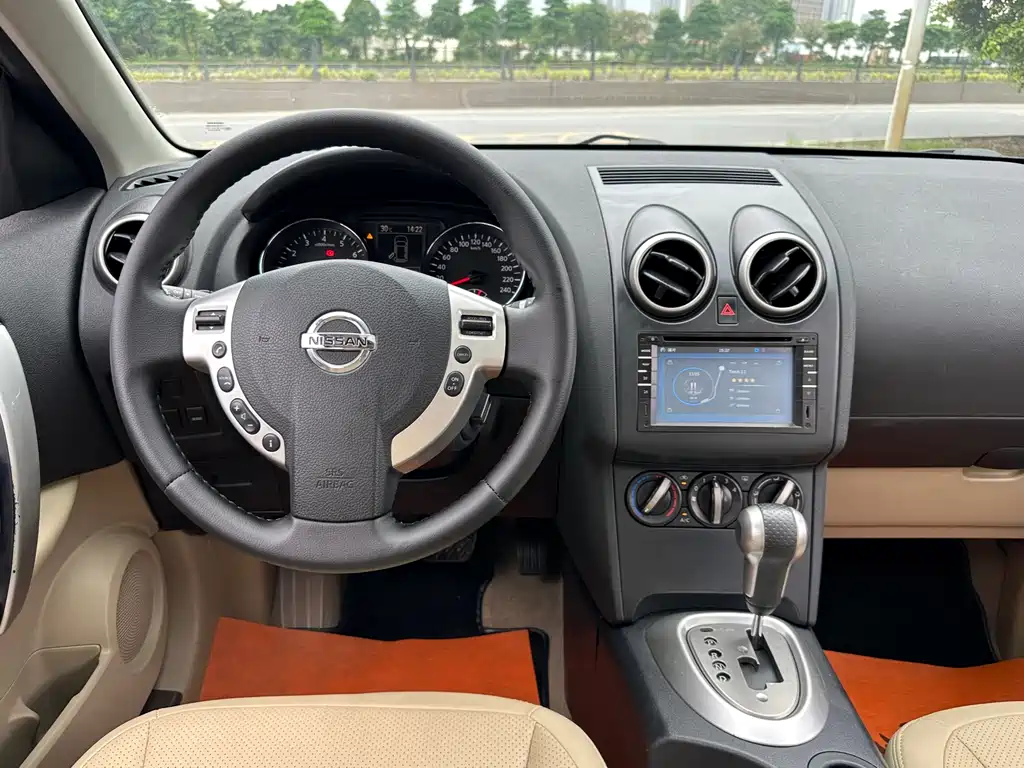 Nissan Qashqai 2015 — фото 16