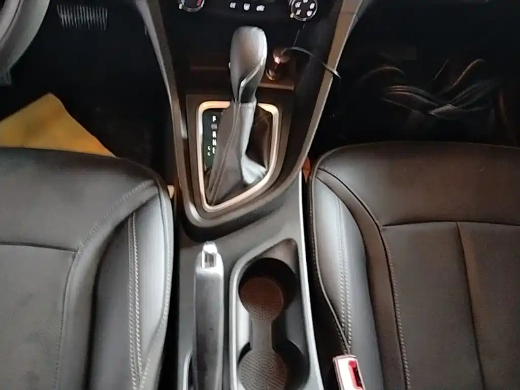 Buick Excelle 2023 — фото 14
