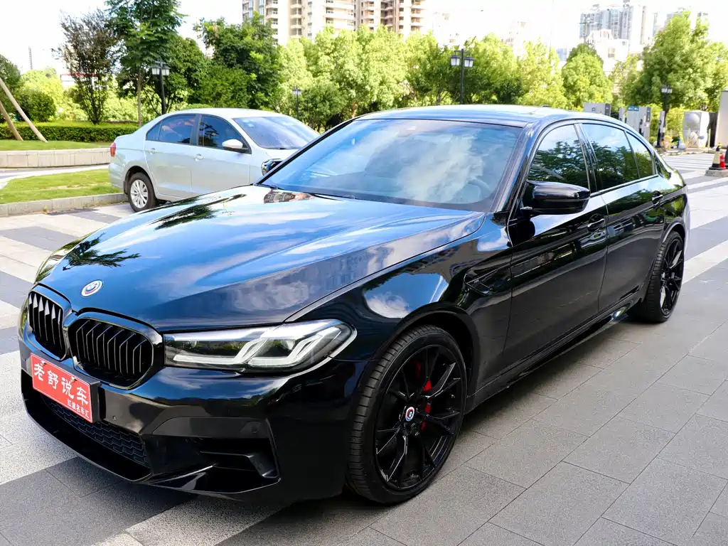 BMW 5 Series 2021