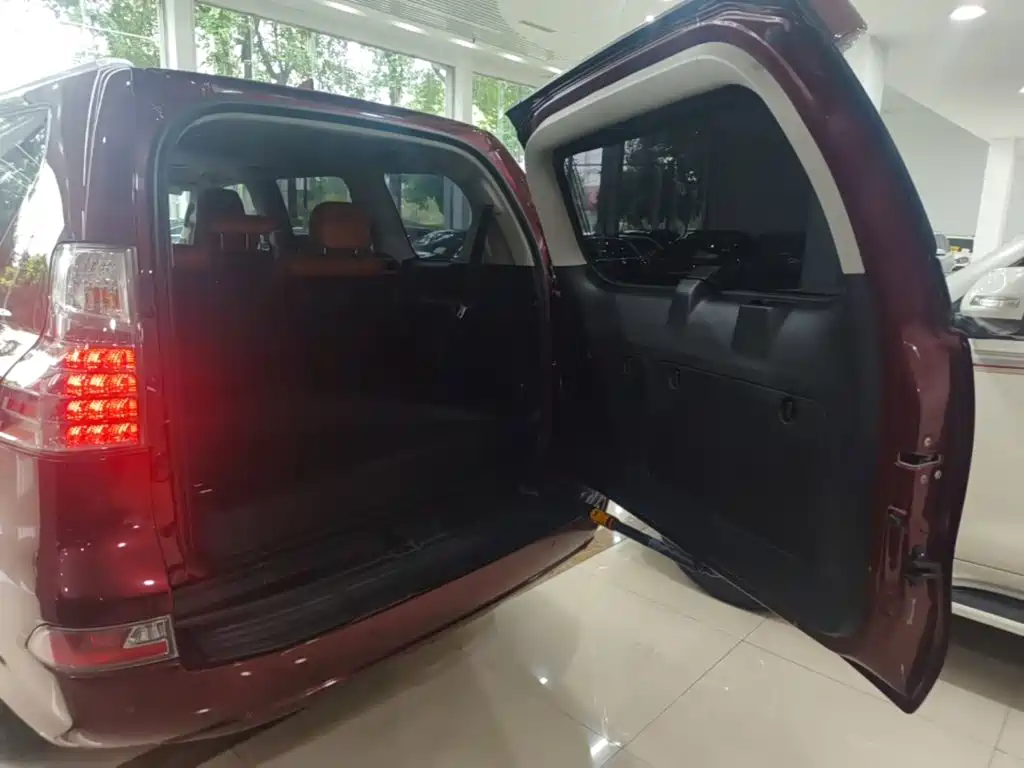 Lexus GX 2015 — фото 19