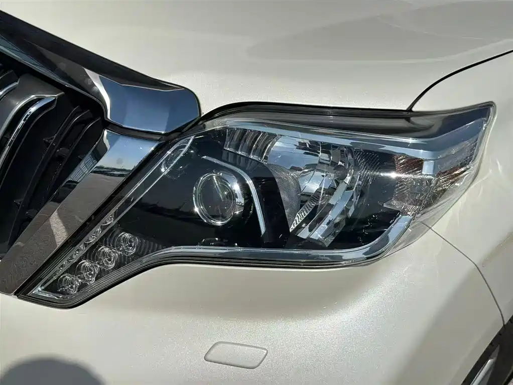 Toyota Prado 2016 — фото 5