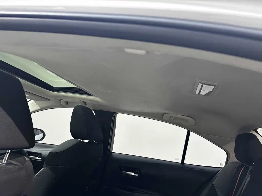 Toyota Corolla 2023 — фото 14
