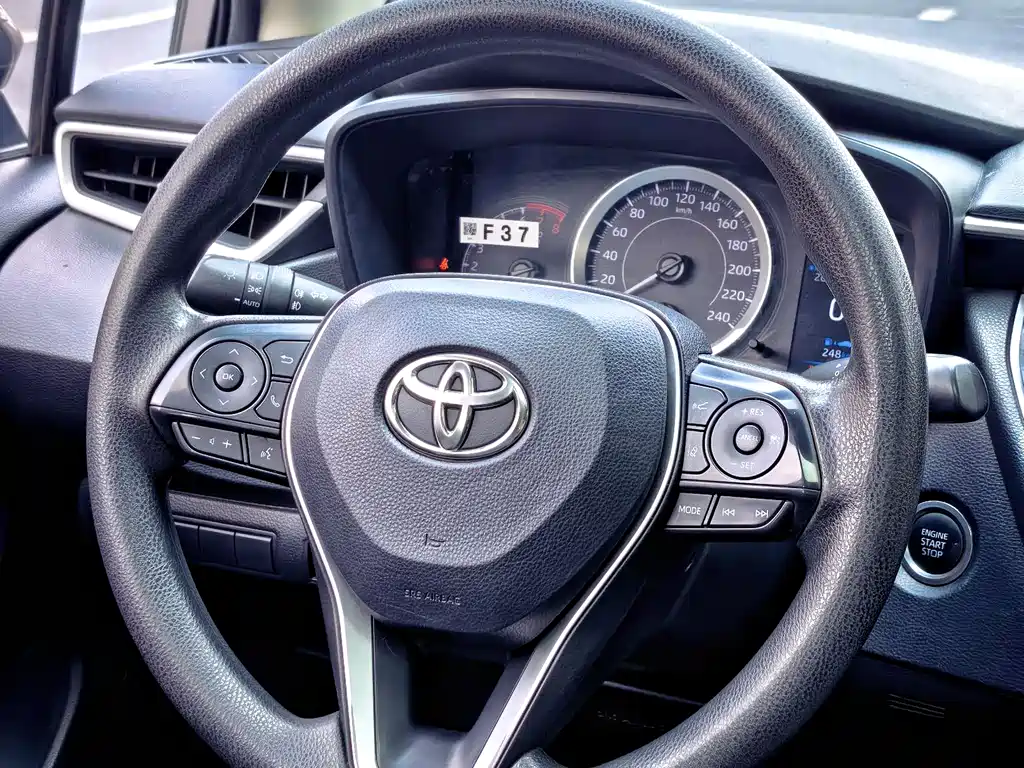 Toyota Corolla 2020 — фото 15