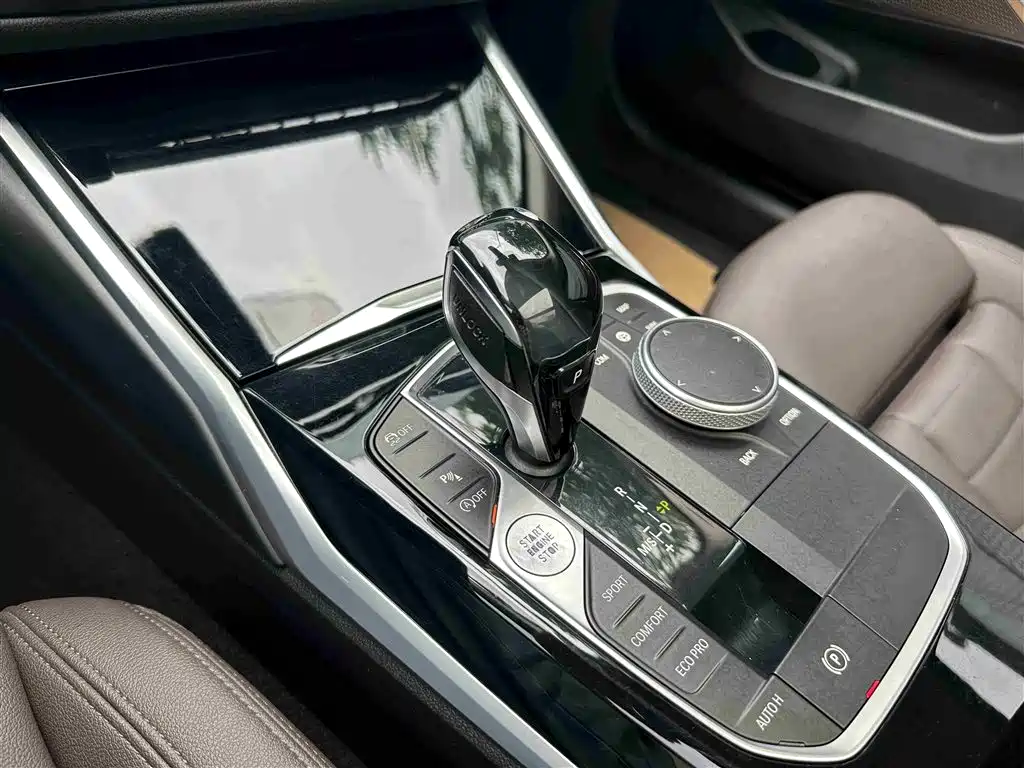 BMW 3 Series 2020 — фото 15