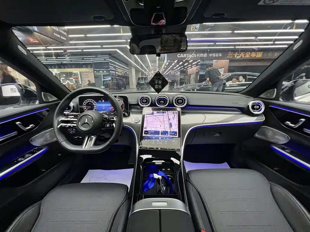 Mercedes-Benz C-Class 2023 — фото 14