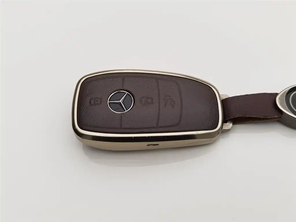 Mercedes-Benz E-Class 2021 — фото 19
